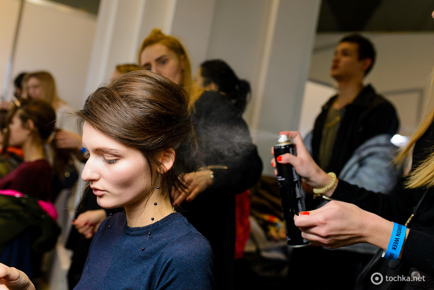 Backstage первого дня UFW FW 19-20