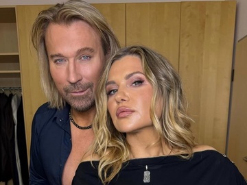 Винник вперше розповів про весілля з Таюне