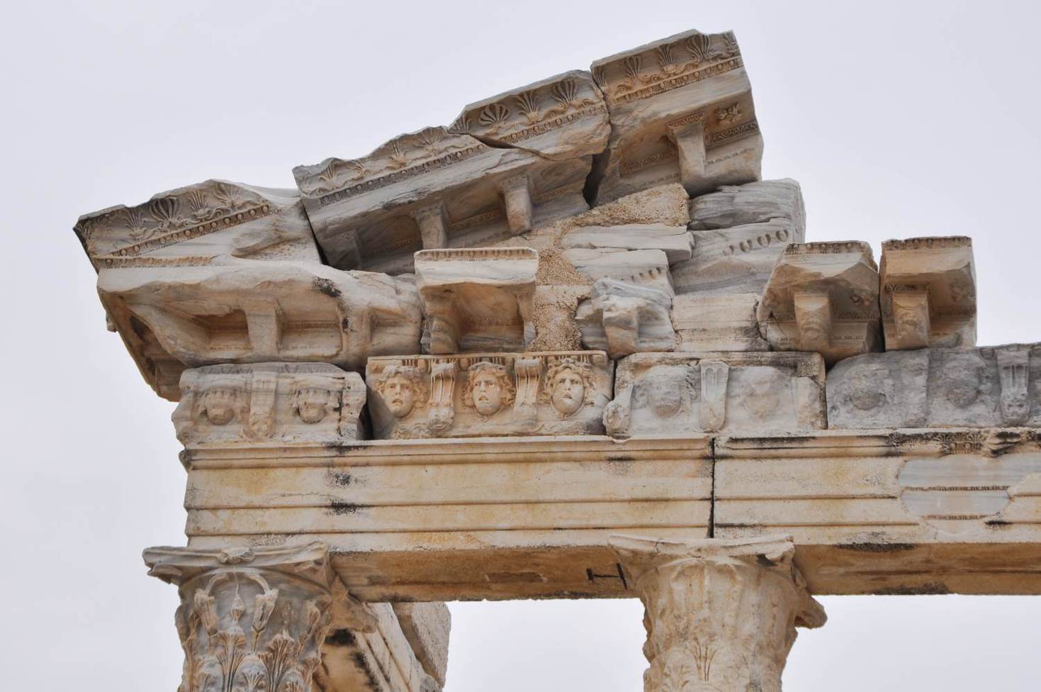 Многоликая Турция: старые улицы Анталии, Дюденский водопад и античный Сиде