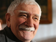 Армен Джигарханян