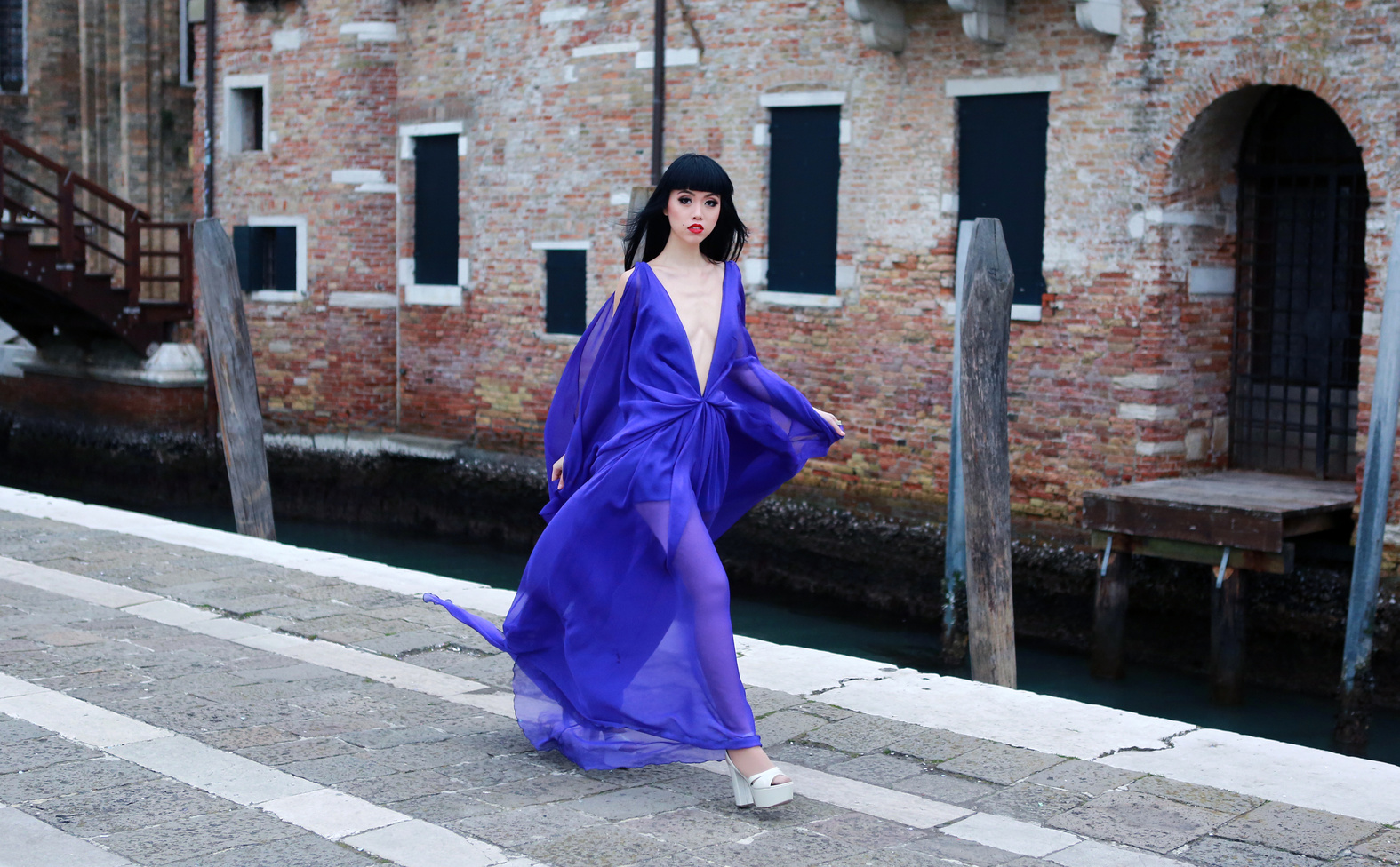 Супермодель Джессіка Мінь Ань готується представити нове шоу