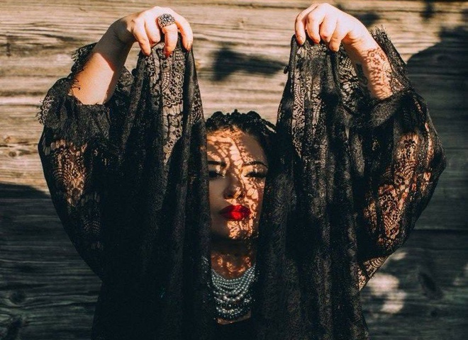 Гороскоп на жовтень 2025 року від жриці культу Санта Муерте Ярослави Солодєєвої (Федорової)