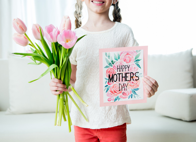 День матери: подборка поздравлений в стихах и прозе