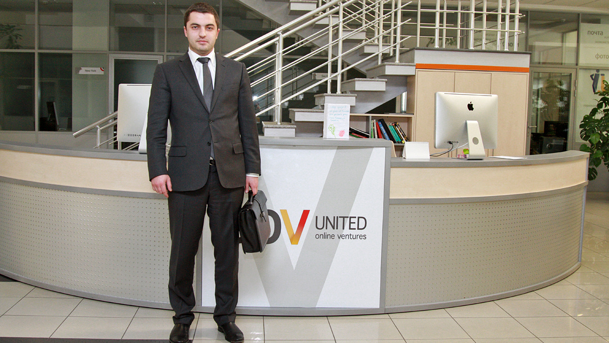 Євген Ларін