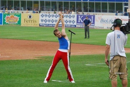 Мистер гибкость