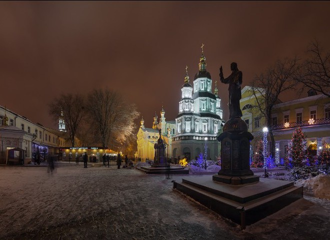 Чарівна зима в містах України