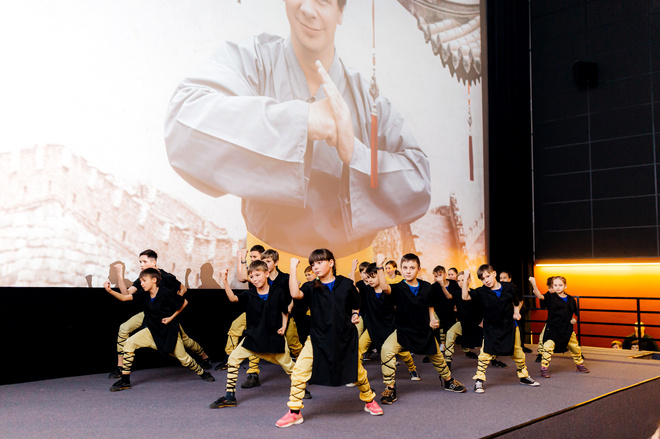 Презентация нового сезона тревел-шоу "Мир наизнанку"