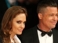 Анджелина Джоли: звездный макияж и прическа