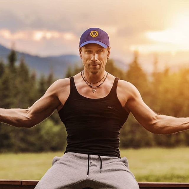 Олег Винник