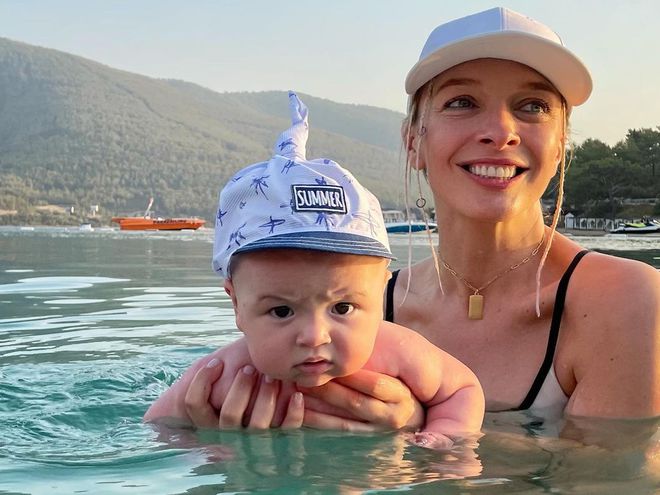 Василиса Фролова с сыном