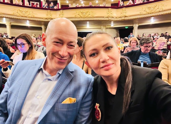 Третя дружина Дмитра Гордона зізналася, чому не взяла його прізвище