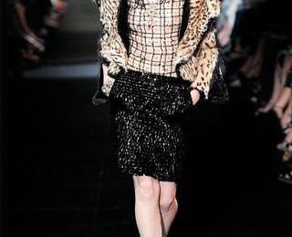 Розкішну осінь відкриває Armani Prive 