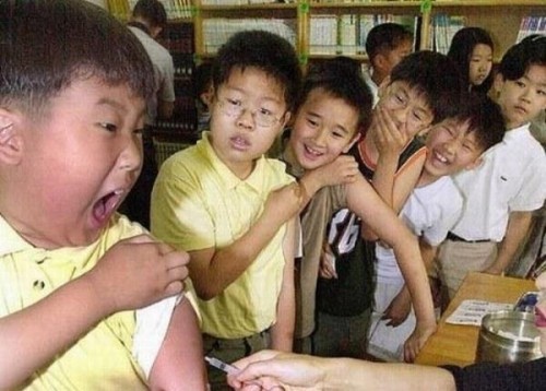 Детство не у всех счастливое)