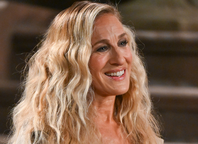 Сара Джессіка Паркер засвітилася на прийомі королеви Камілли