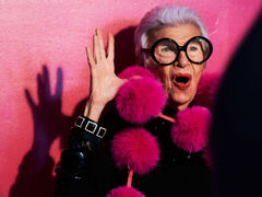 Айрис Апфель выпустит коллекцию с помощью emoji-смайлов