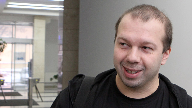 Денис Олейников