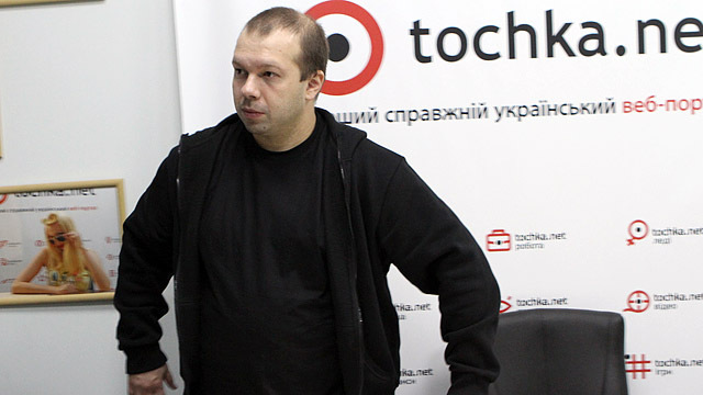 Денис Олейников