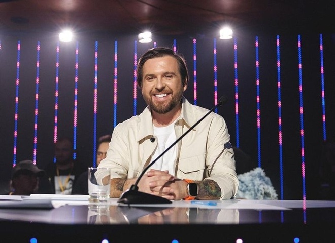 «У нас вже традиція»: Танчинець повторив фото із коханою-піарницею