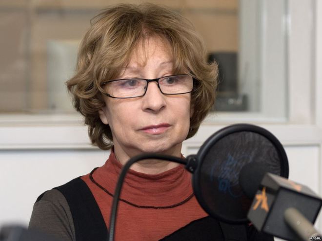 Ахеджакова и Савченко