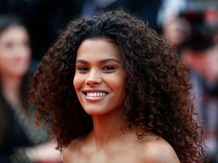 Тина Кунаки