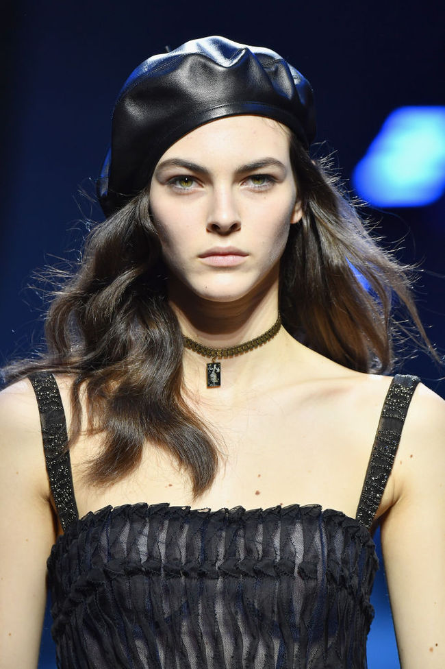 Лучшие бьюти-образы с показов на Неделе моды в Париже