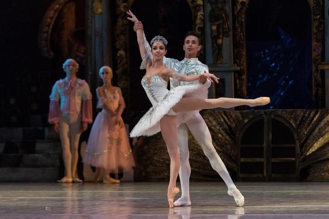 Александр Стоянов и Екатерина Кухар