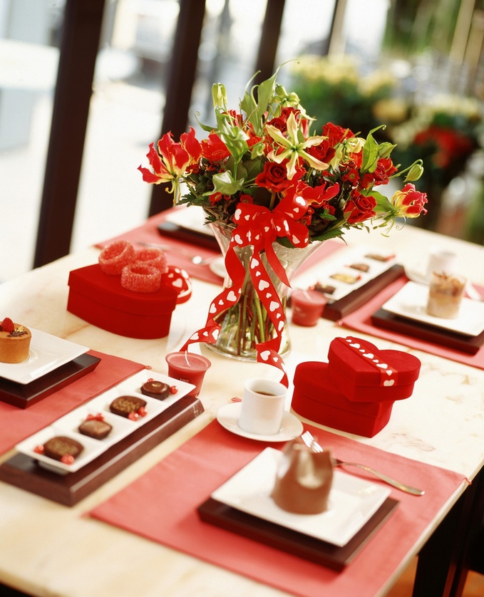 стол на День святого Валентина