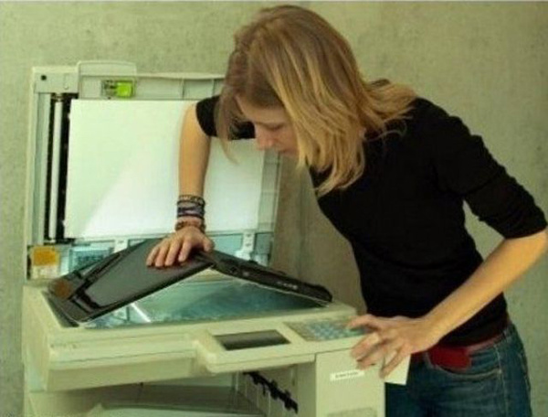 Всё нормально, я - блондинка!