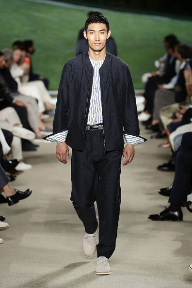 Giorgio Armani весна-лето 2022