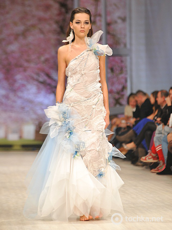 Показ Людмила КИСЛЕНКО