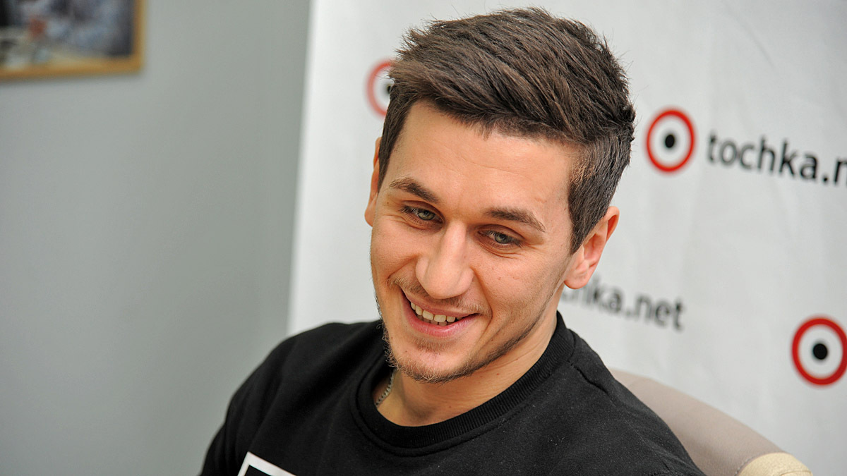 Олег Татаринов