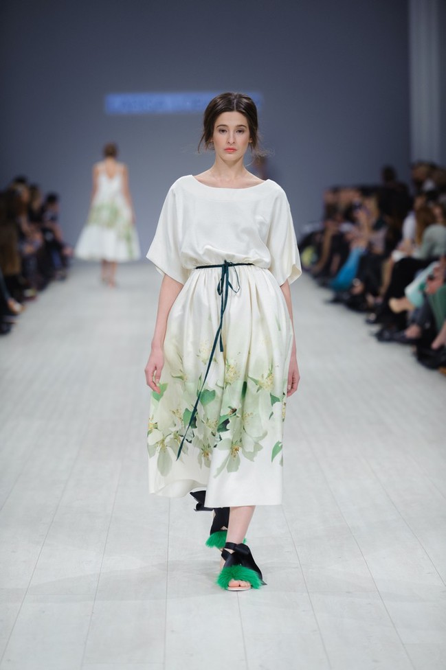 LARISA LOBANOVA ss 2016