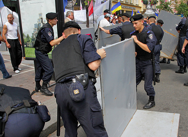 Милиция оцепила палаточный городок сторонников Тимошенко
