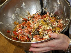 Теплый салат с баклажанами. Теплый салат с баклажанами.