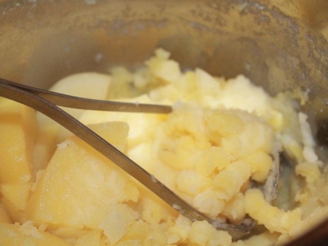 Тунисские чебуреки - брик с картофелем и тунцом