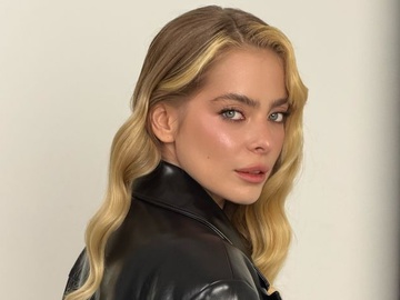 Модель Ксенія Шевченко втратила батька під час атаки РФ на Нікополь