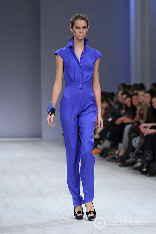 Показ Elena BURBA