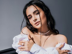 Анна Тринчер