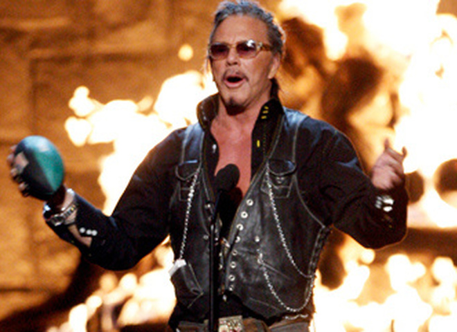 Микки Рурк заговорит по-русски