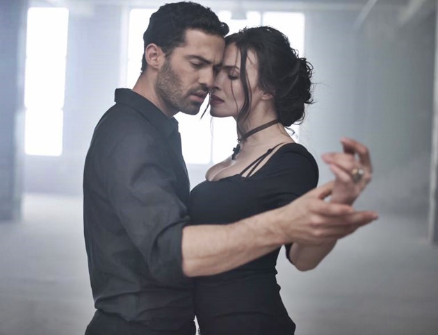 Надежда Мейхер представила авторский спектакль "Historia de Un Amor"