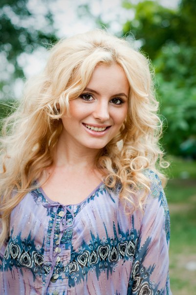 Олена Ряснова