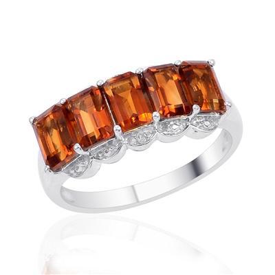 Новорічні прикраси Шанель