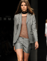 Milan fashion week: haircut