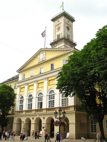 Старинные часы Украины: Львовская ратуша