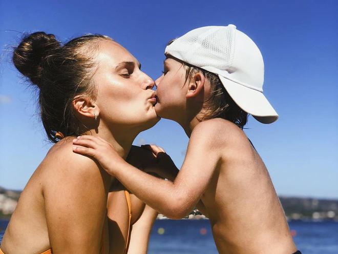 Алла Костромичева с сыном