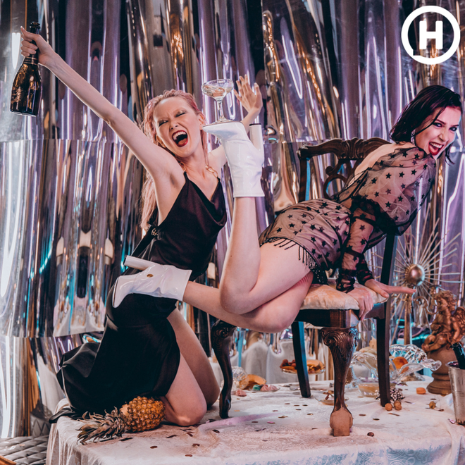 Амина Досымбаева и Софи Беридзе