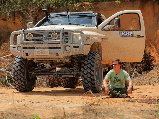 Дмитрий Комаров