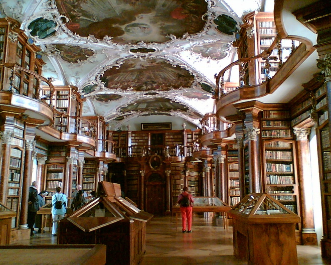 Бібліотека монастиря святого Галла, Швейцарія