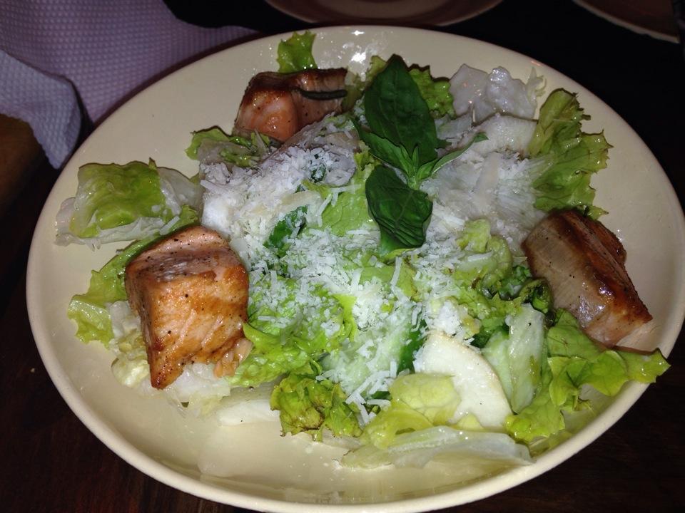 Рестораны Львова: Пструг, хліб та вино