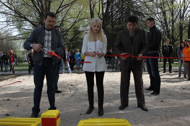 Мика Ньютон